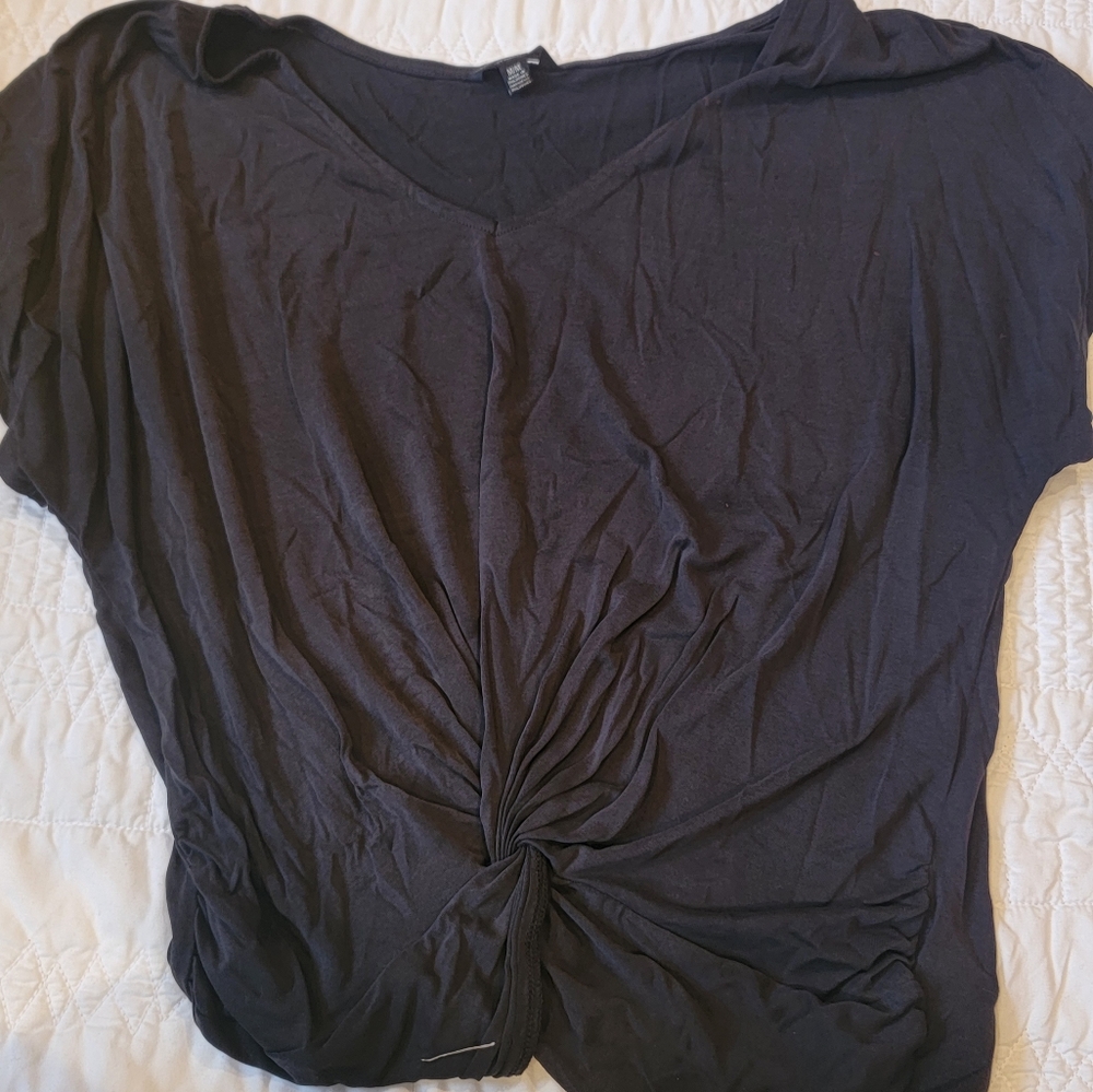 Lucky Medium top v-neck
